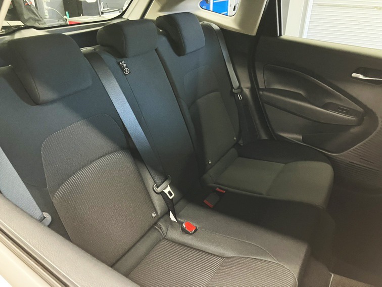 コンパクト・日産 ノート：７